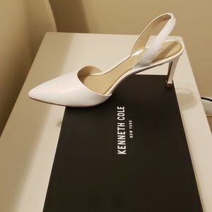 Kenneth Cole Slingback pump